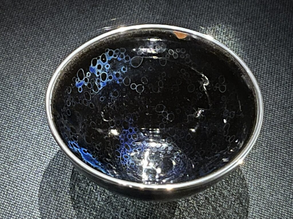 曜変天目茶碗（藤田美術館）